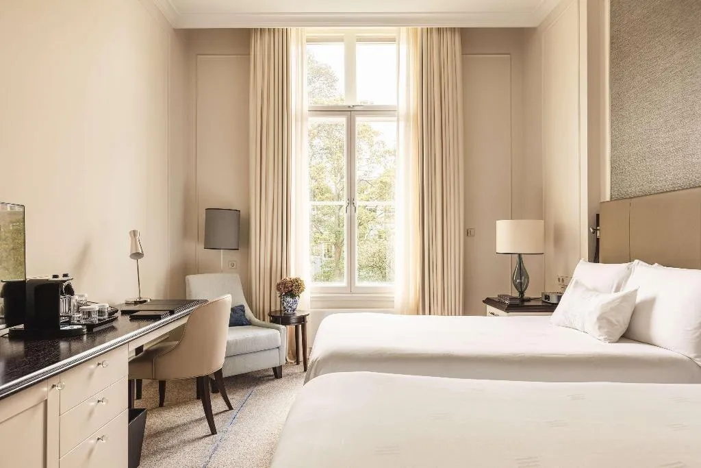 Room, Waldorf Astoria Amsterdam, Amsterdam