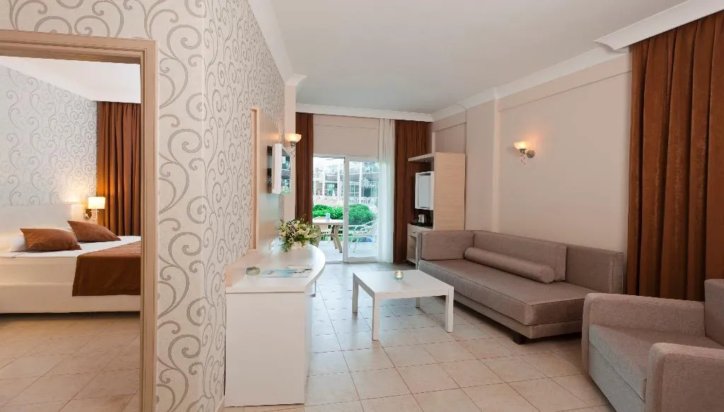 FAMILY ROOM CONNECTING ROOM Room, Club Mermaid Village, Antalya