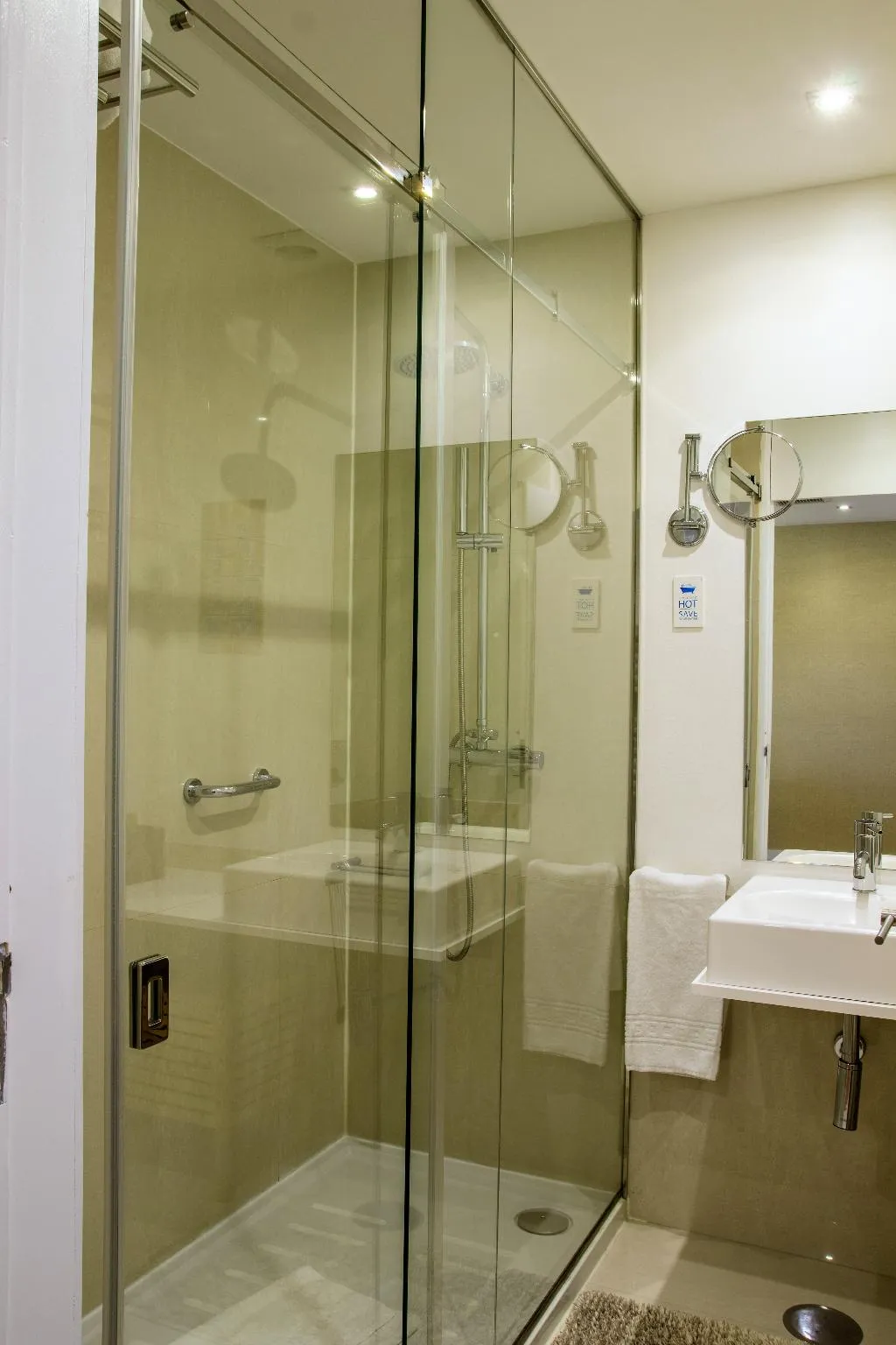 APARTMENT ONE BEDROOM Room, Casas do Porto - Ribeira Apartments, Porto
