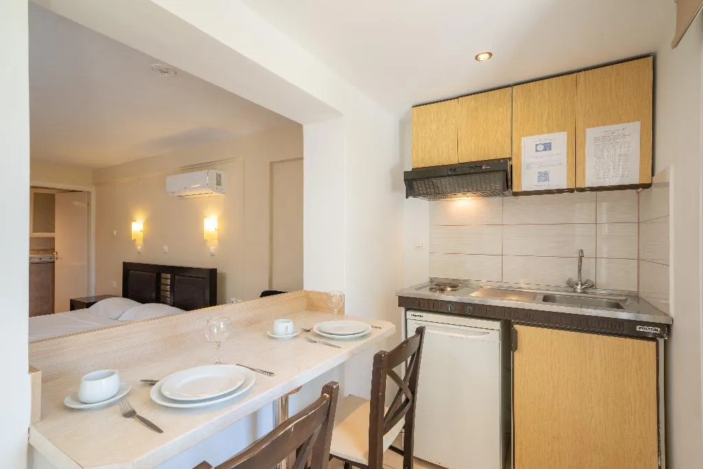 STUDIO STANDARD Room, Lorenzo House Apartments, Kefallinia