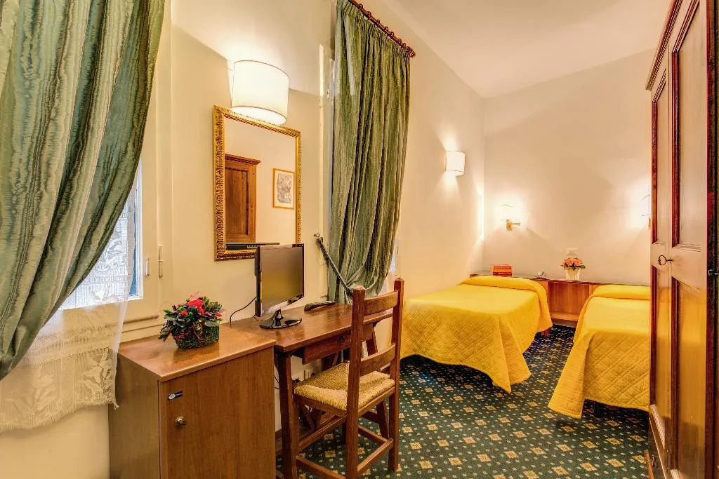 TWIN CLASSIC Room, Hotel San Giorgio & Olimpic, Florence