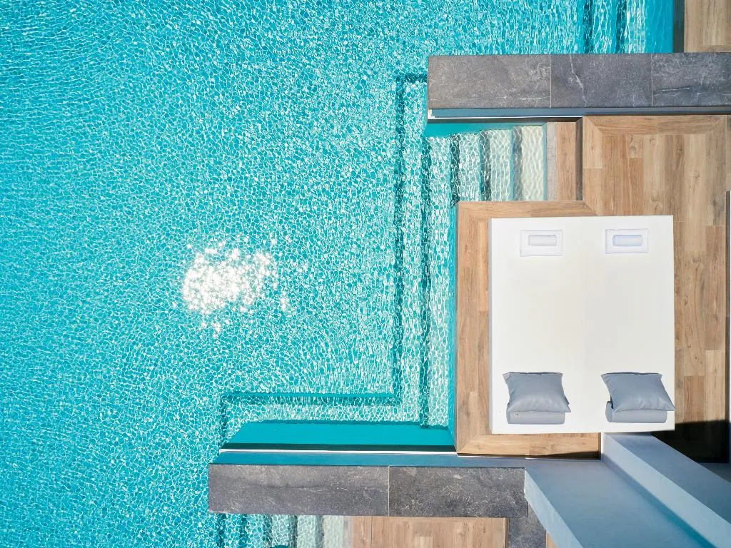 FAMILY ROOM POOL VIEW Room, Grecotel LUXME White, Crete