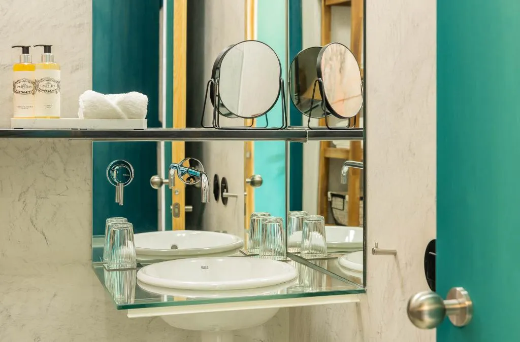 Double or Twin ONE BEDROOM ONE BATHROOM Room, Covelo The Original Rooms And Suites, Porto