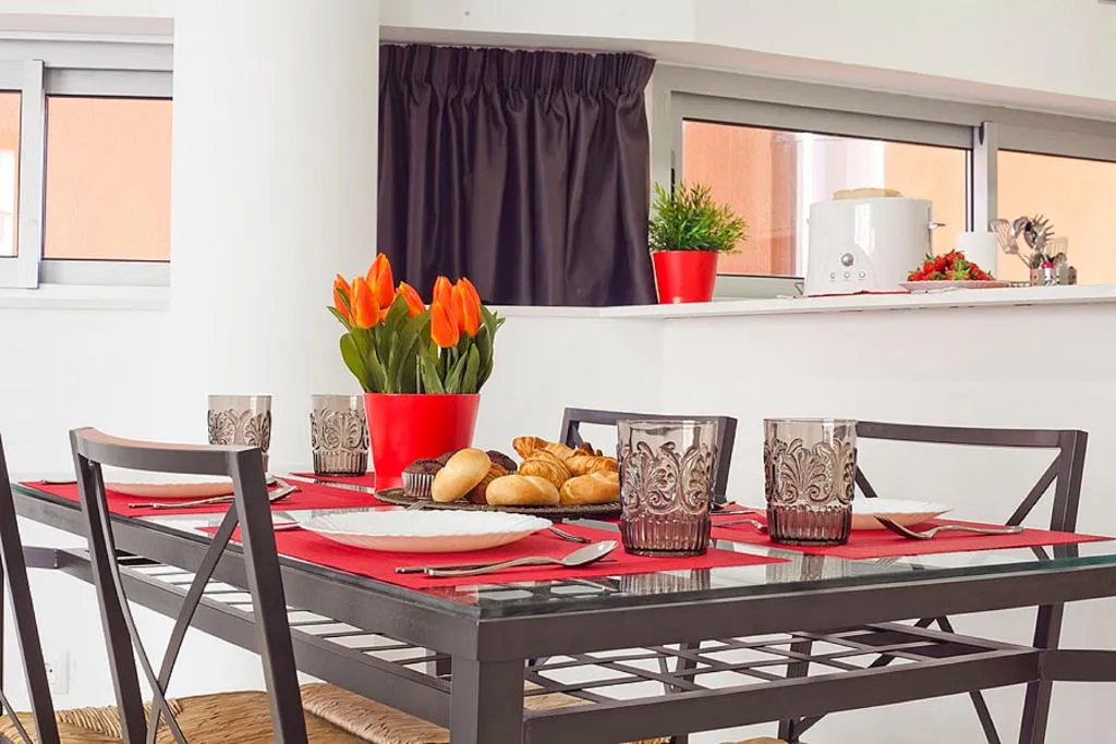APARTMENT ONE BEDROOM Room, Charmsuites Paralel, Barcelona