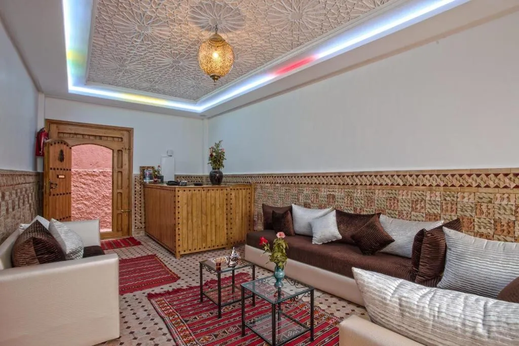 Room, Amour d'auberge, Marrakech