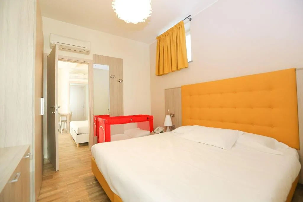 Room, Amalia Bakery Home, Milan