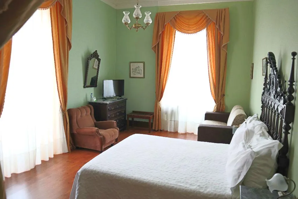 TRIPLE STANDARD Room, Alegre Hotel Bussaco, Porto