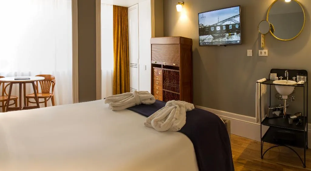 DOUBLE STANDARD Room, Porto AS 1829 Hotel, Porto