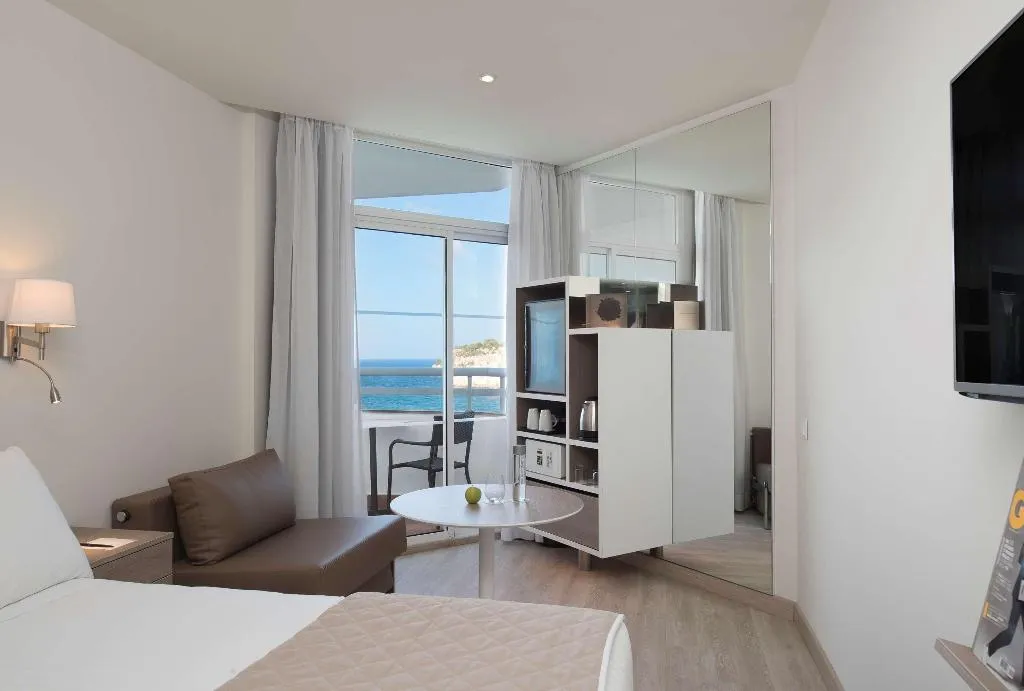DOUBLE PREMIUM Room, Meliá Cala Galdana, Menorca