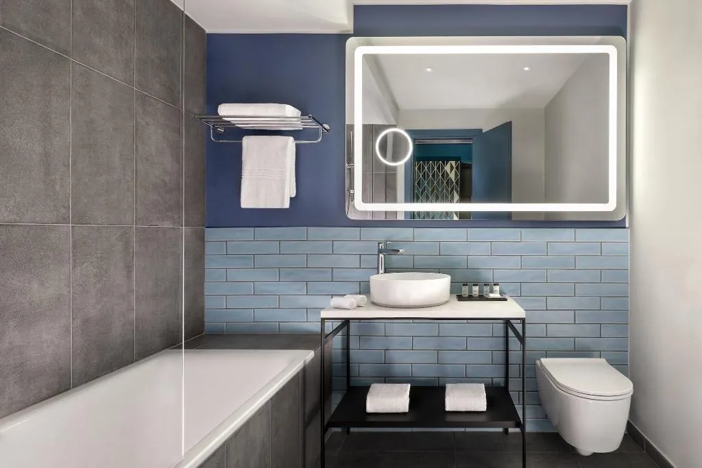 Room, Sheraton Milan San Siro, Milan