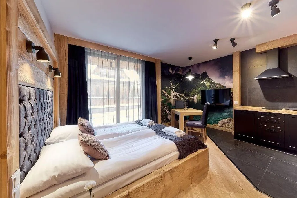 Room, ApartHotel Giewont, Krakow