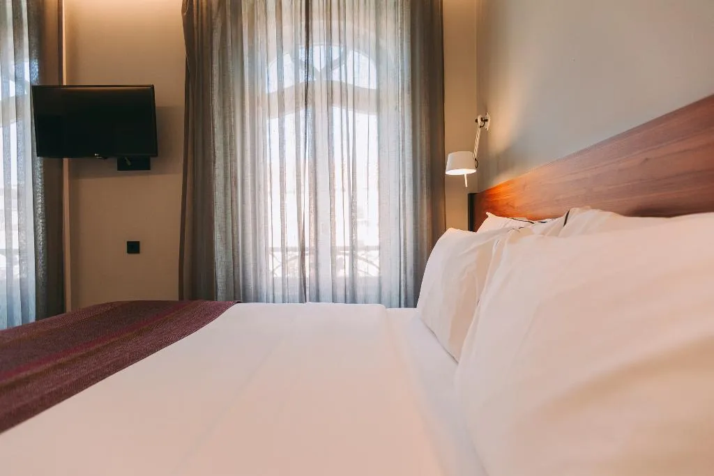 DOUBLE DELUXE Room, 1908 Lisboa Hotel, Lisbon