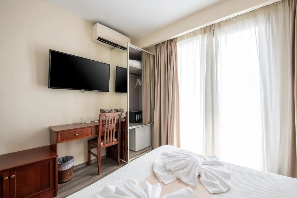 DOUBLE STANDARD Room, Golden City, Athens
