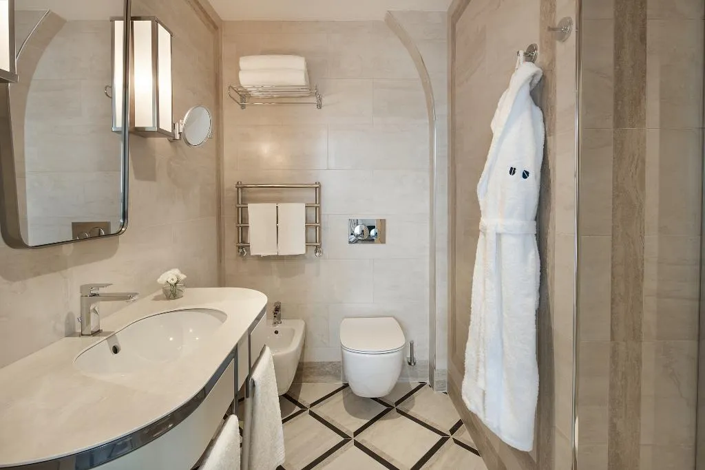 JUNIOR SUITE STANDARD Room, Trastevere Roma | UNA Esperienze, Rome