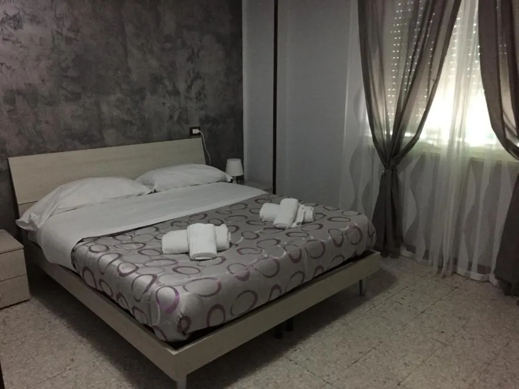 DOUBLE STANDARD Room, B&B Napoli Stazione, Naples