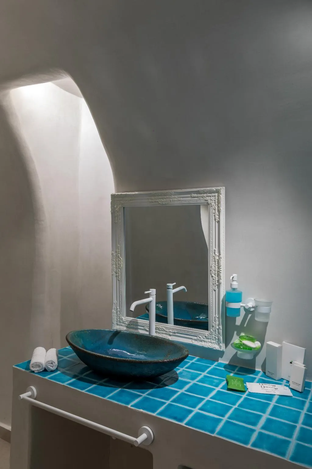 SUITE STANDARD Room, Tramonto Secret Villas, Santorini
