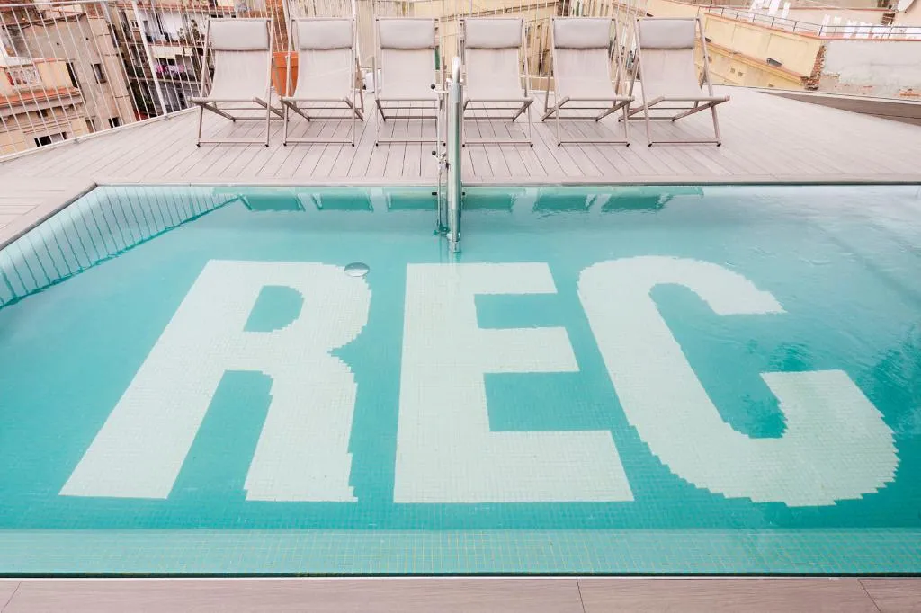 Pool, Rec Barcelona-Only Adults, Barcelona