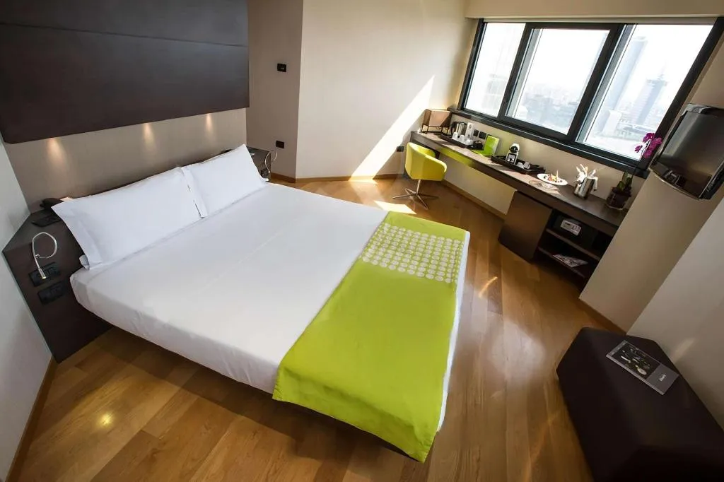DOUBLE SUPERIOR Room, Best Western Plus The Hub Hotel, Milan