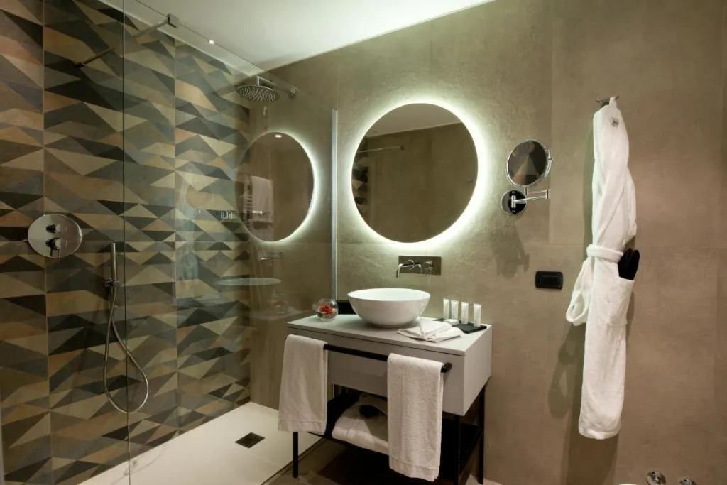 Double or Twin DELUXE Room, Duomo Hotel & Apartments, Milan