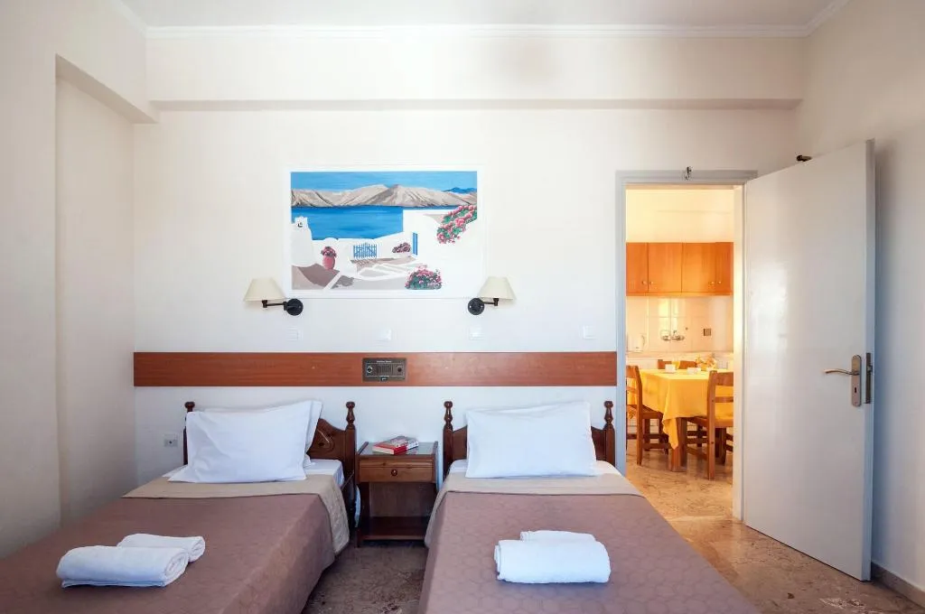 Room, Holiday Beach Resort, Santorini