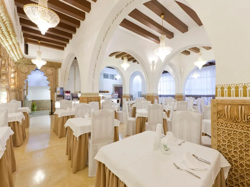 Restaurant, Carlos V, Madrid