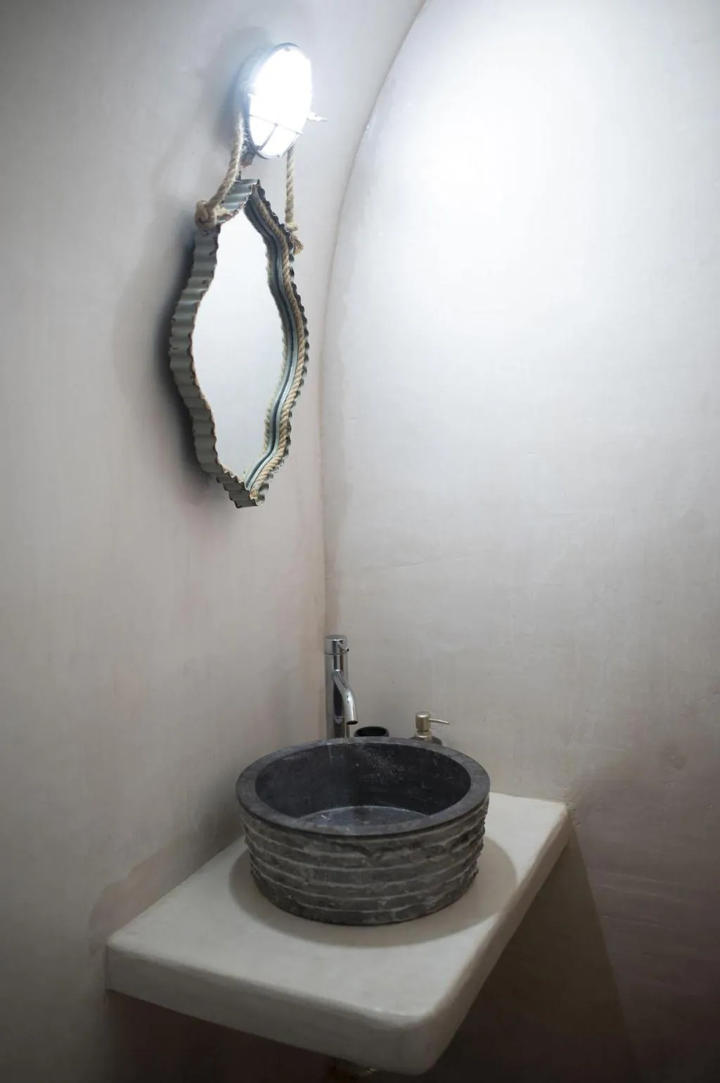 Room, Estate 1896, Santorini