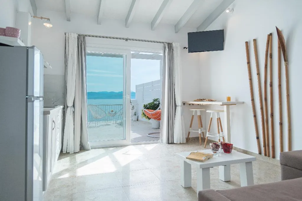 VILLA CAPACITY 4 Room, Greco Mare, Corfu
