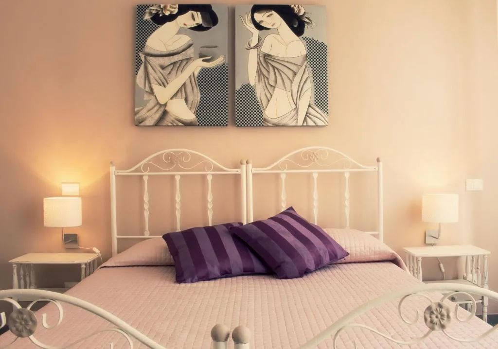 Room, Al Decoro, Palermo