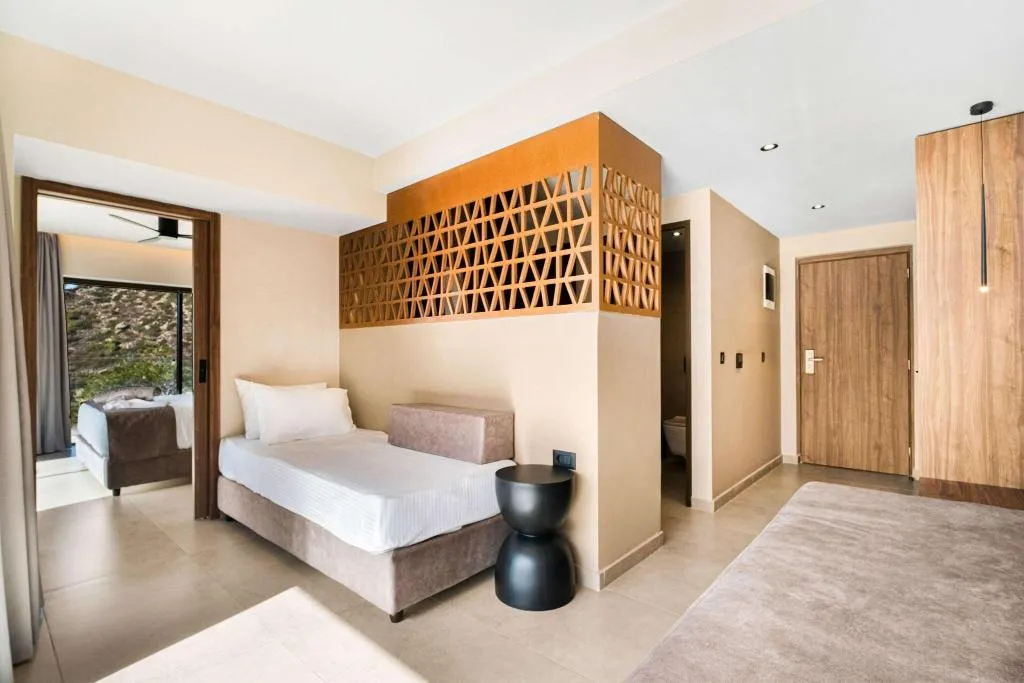 Room, Harmony E Rock Hotel & Resort, Crete
