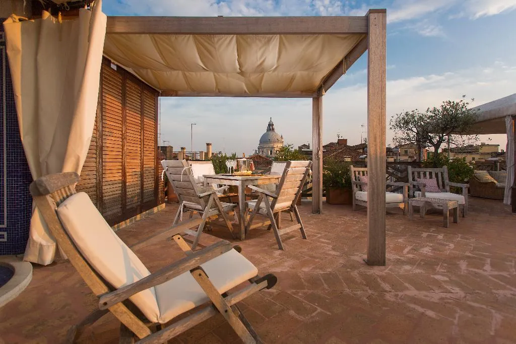 Terrace, Saturnia & International, Venice