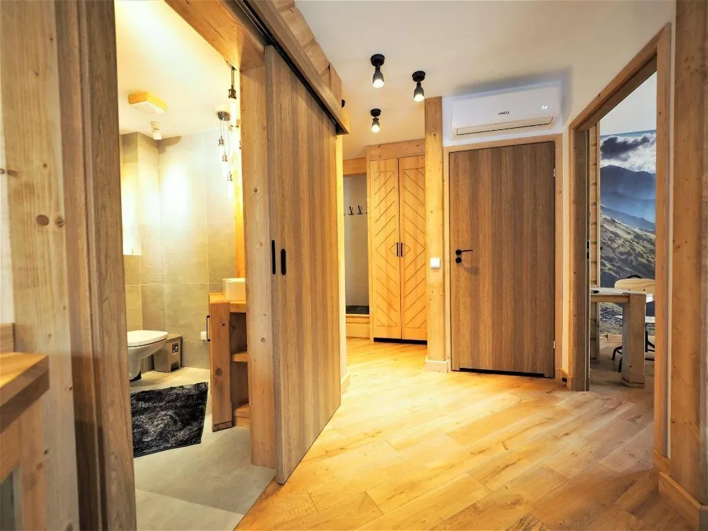 Room, ApartHotel Giewont, Krakow