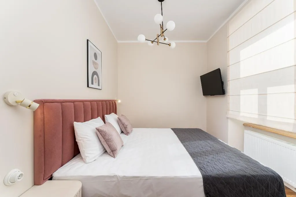 SUITE DELUXE TWO BEDROOM Room, Erasmus Student Apartments - Krakow Old Town, Krakow