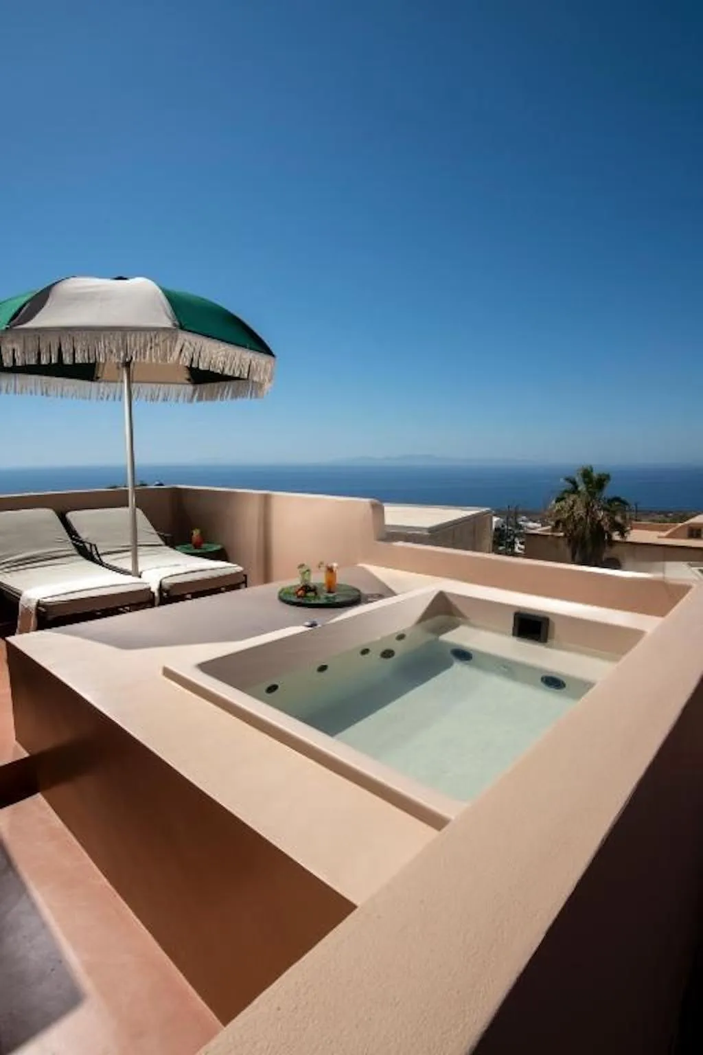 SUITE WITH JACUZZI Room, Terra Verde Oia By K&k, Santorini
