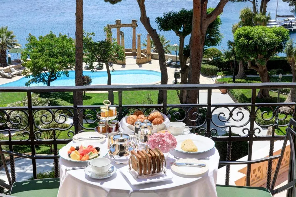 SUITE SEA VIEW WITH TERRACE Room, Villa Igiea, Palermo