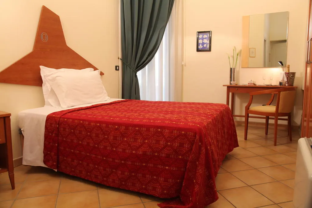 DOUBLE SINGLE USE STANDARD Room, Caravaggio Hotel, Naples