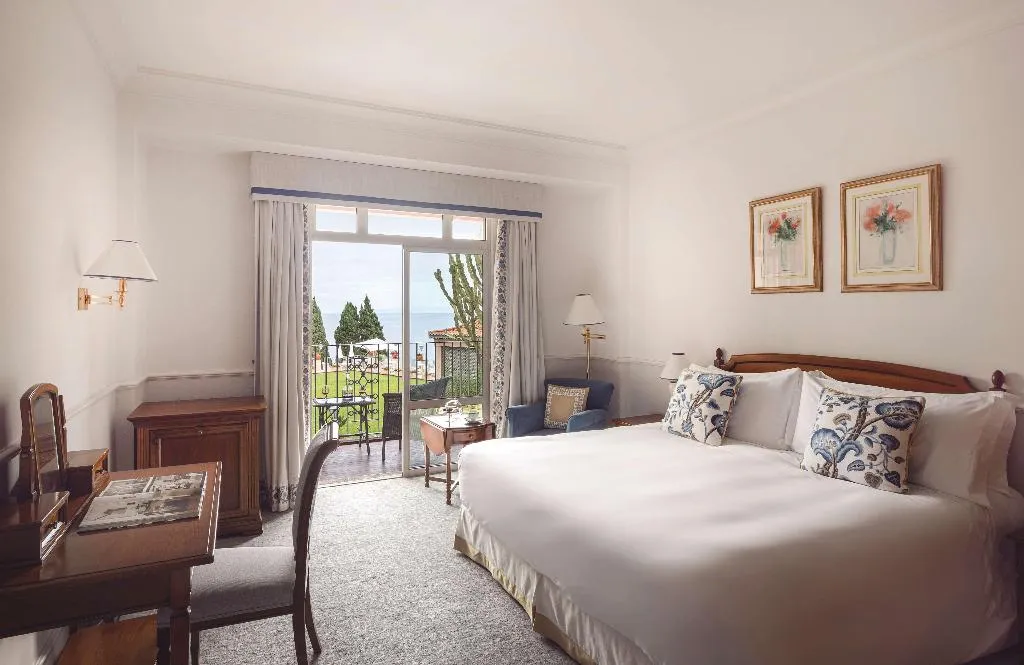 Room SUPERIOR Room, Reid's Palace, A Belmond Hotel, Madeira, Madeira