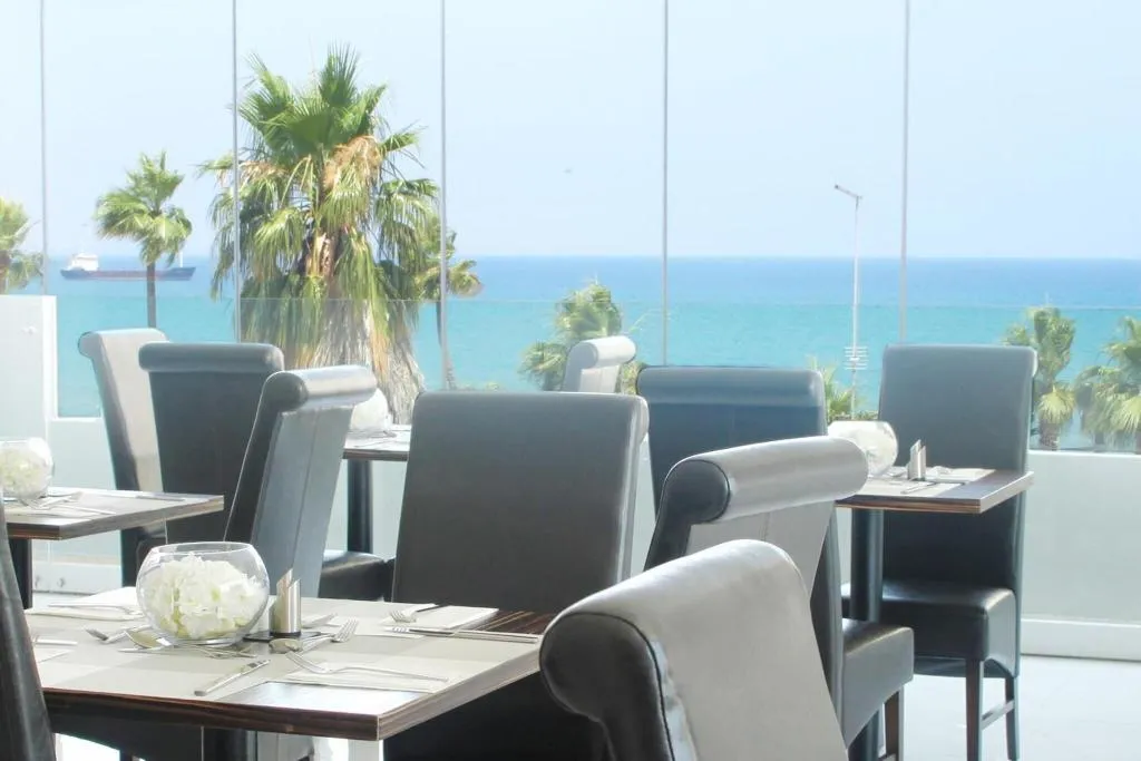 Restaurant, Achilleos City Hotel, Cyprus