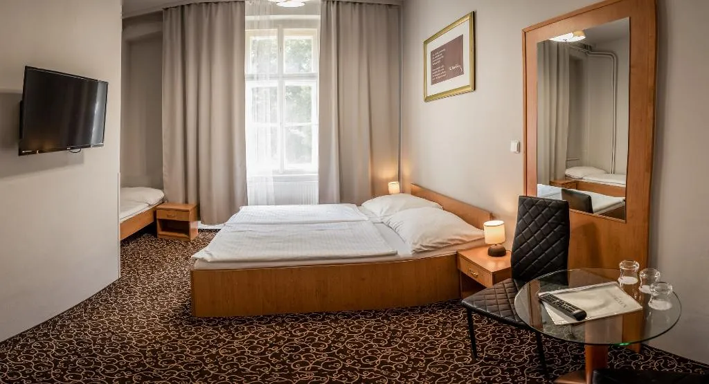 Room, Brixen, Prague