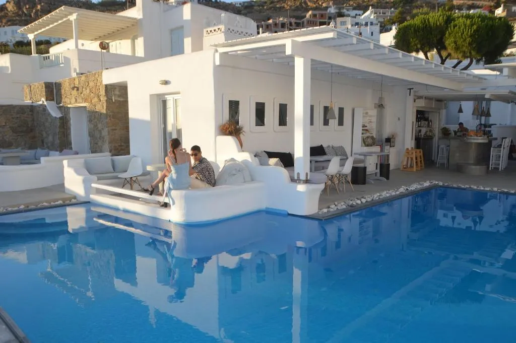 Room, Flaskos Suites, Mykonos