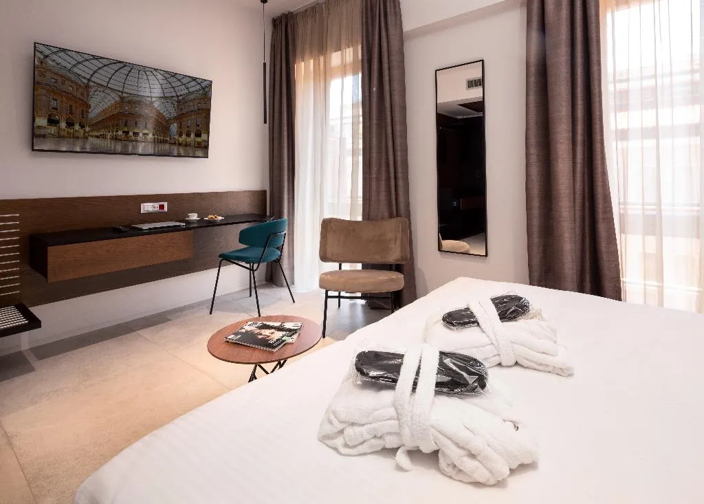 DOUBLE BUSINESS Room, The Corner Duomo Hotel, Naples