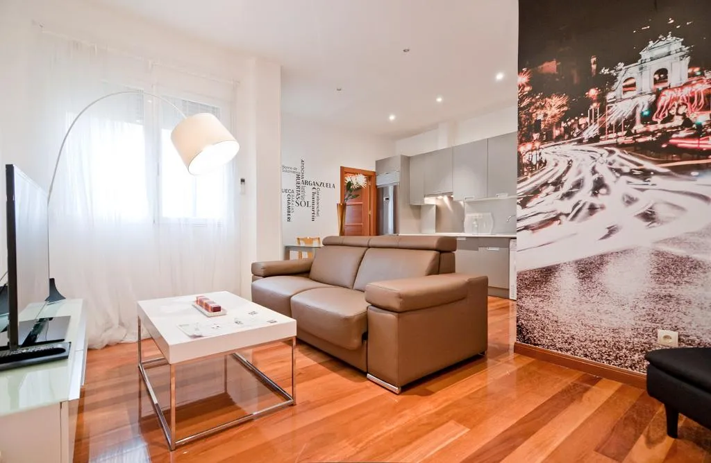 APARTMENT CAPACITY 4 Room, Smartr Madrid Atocha, Madrid