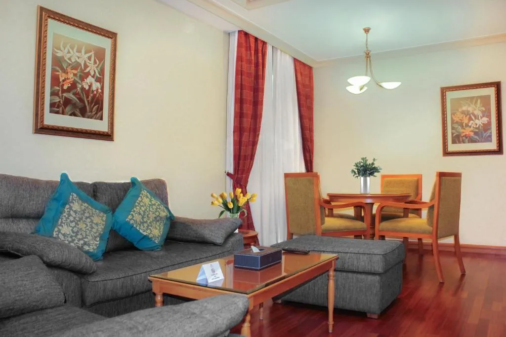 SUITE STANDARD Room, Avenue Hotel, Dubai