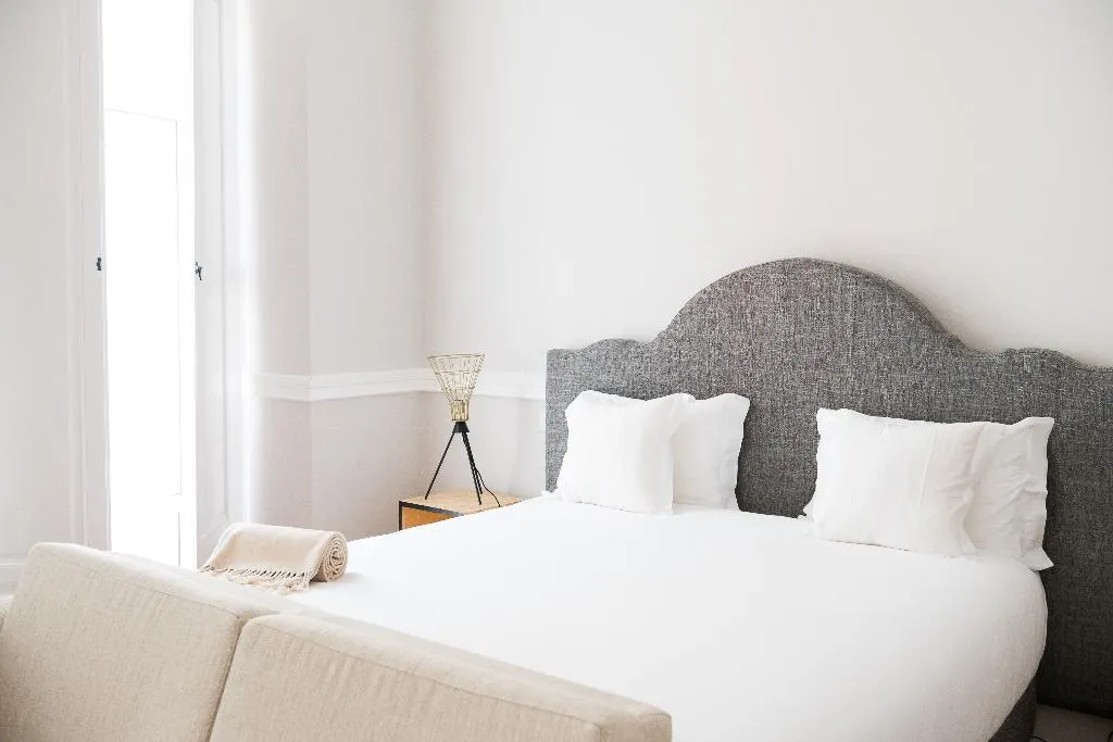 SUITE SUPERIOR WITH BALCONY Room, 1869 PrIncipe Real, Lisbon