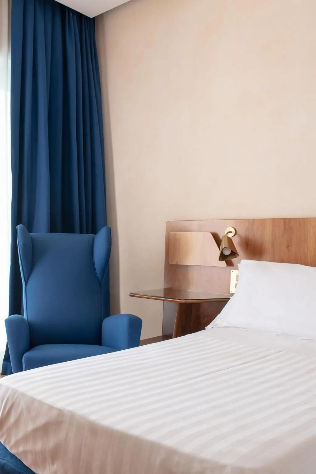 Double or Twin CLASSIC Room, Royal Continental, Naples