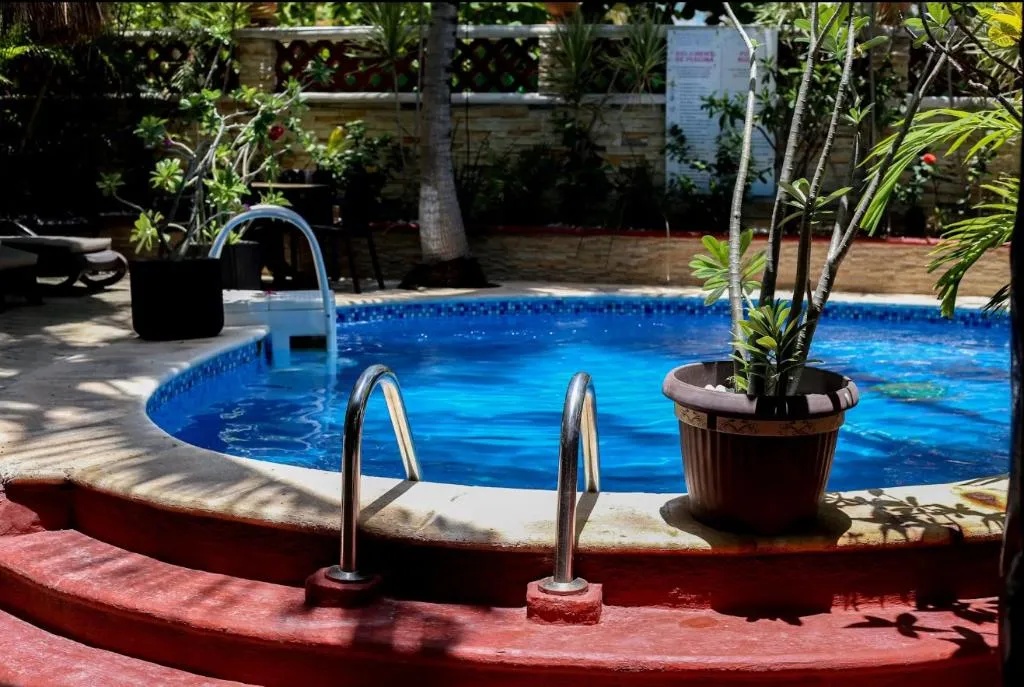 Pool, Cocos Cabañas, Cancun Area