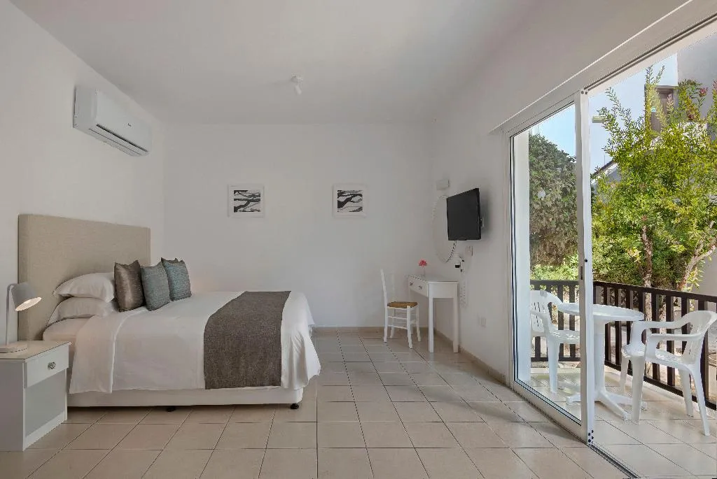 STUDIO STANDARD Room, Akti Beach Hotel & Village Resort, Cyprus