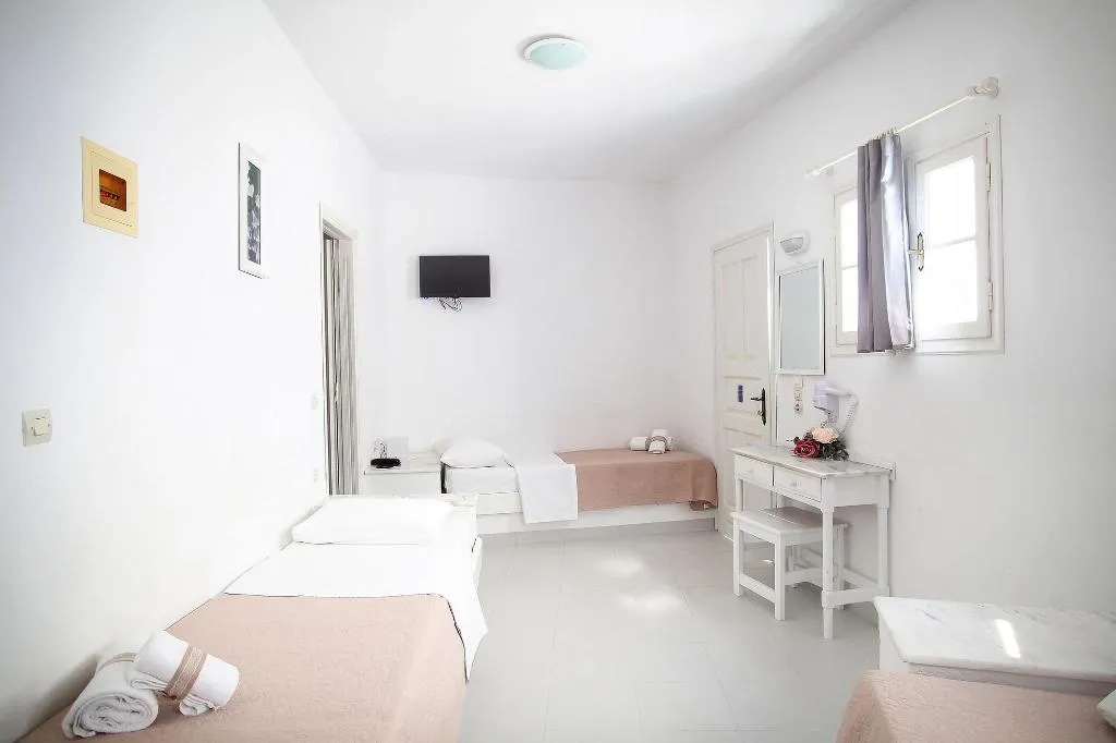 Room, Kritikakis Village Apartments, Santorini