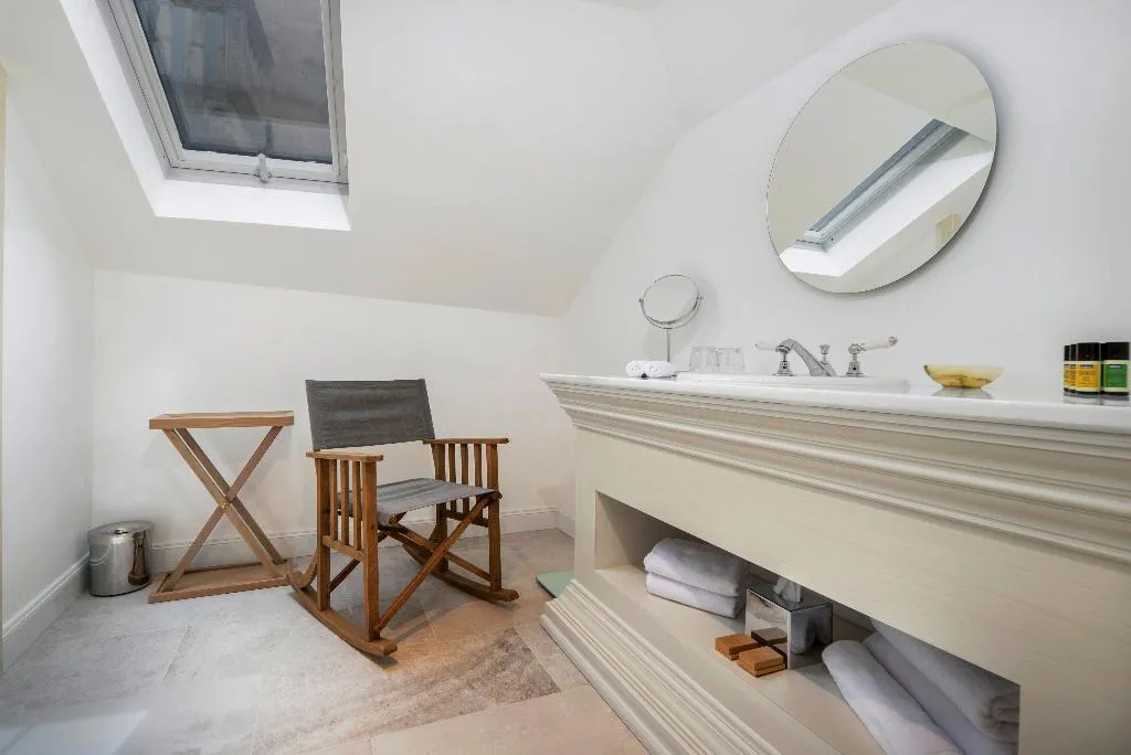 JUNIOR SUITE STANDARD Room, Riva Marina Hvar Hotel, Split