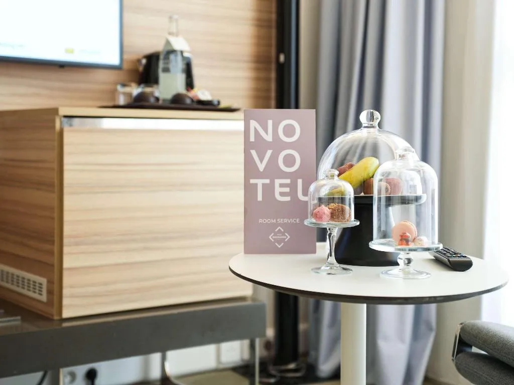 DOUBLE CLASSIC DOUBLE BED Room, Novotel Tunis Lac, Tunisia