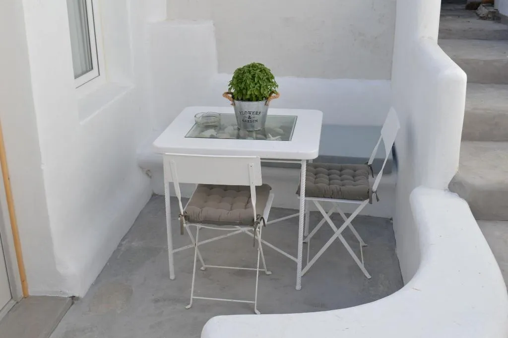Room, Flaskos Suites, Mykonos